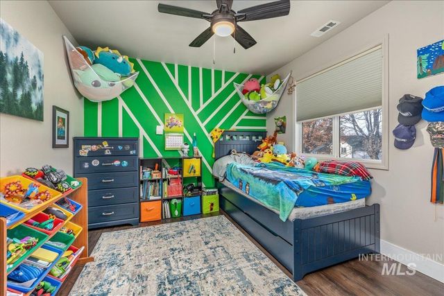 12024 W Harvester Ct, Boise, ID 83709