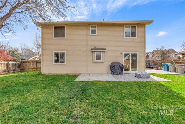 12024 W Harvester Ct, Boise, ID 83709