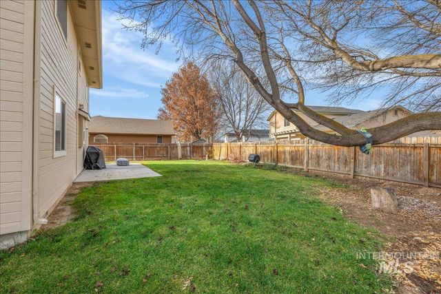 12024 W Harvester Ct, Boise, ID 83709