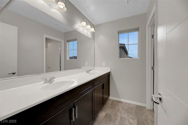 173 Brighton Hills Avenue, Henderson, NV 89002