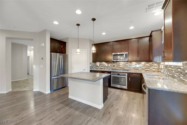 173 Brighton Hills Avenue, Henderson, NV 89002