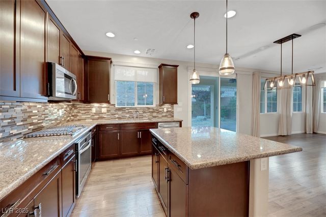 173 Brighton Hills Avenue, Henderson, NV 89002