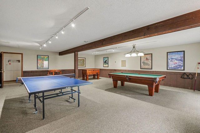 205 Barry Avenue S 207, Wayzata, MN 55391