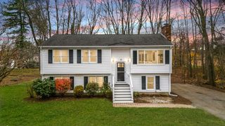 7 Old North Rd, Hudson, MA 01749