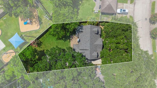 11830 Westmere Drive, Houston, TX 77077