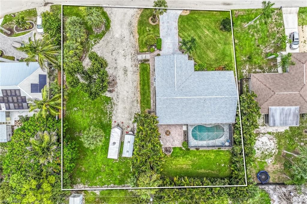 10099 Tropical DR, BONITA SPRINGS, FL 34135 — photo 3