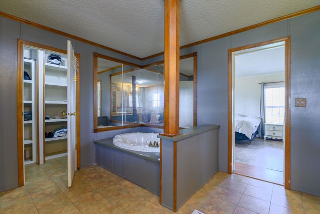 288 Evergreen Dr., Marshall, TX 75672