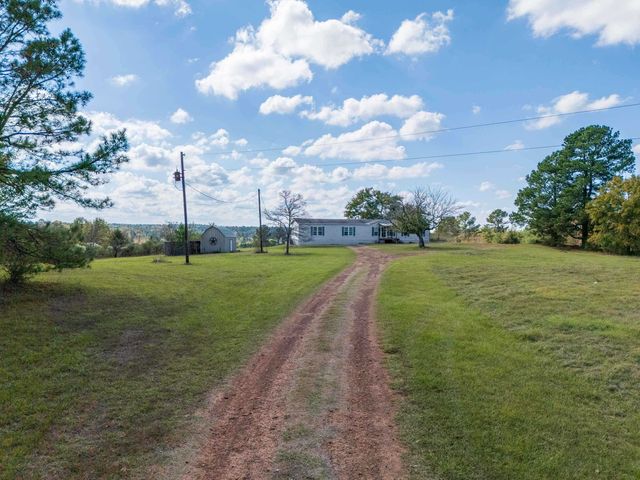 288 Evergreen Dr., Marshall, TX 75672