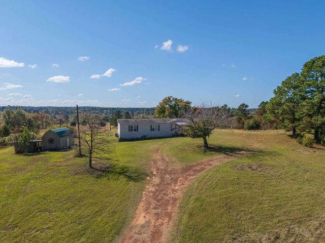 288 Evergreen Dr., Marshall, TX 75672