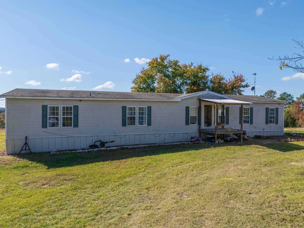 288 Evergreen Dr., Marshall, TX 75672