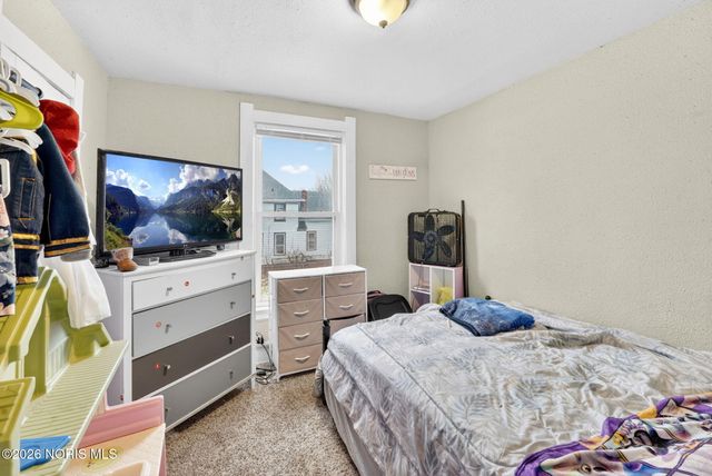 1501 Fernwood Avenue, Toledo, OH 43607