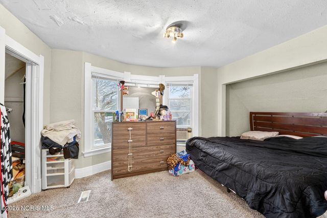 1501 Fernwood Avenue, Toledo, OH 43607