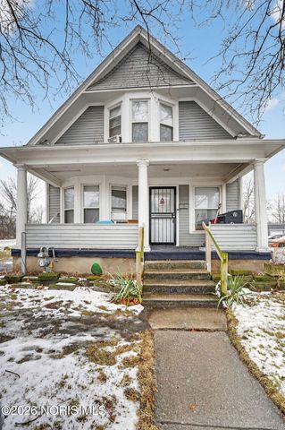 1501 Fernwood Avenue, Toledo, OH 43607