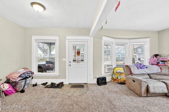 1501 Fernwood Avenue, Toledo, OH 43607