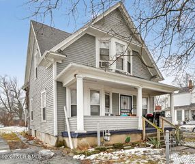 1501 Fernwood Avenue, Toledo, OH 43607