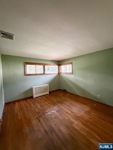 91 Rose Avenue, Woodcliff Lake, NJ 07677