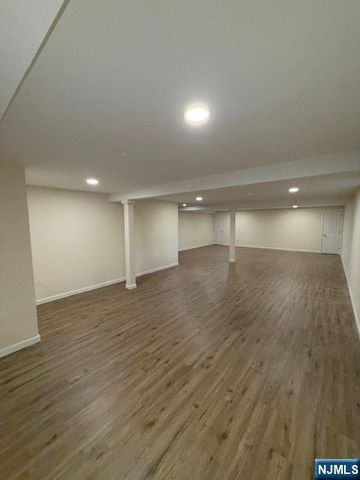 91 Rose Avenue, Woodcliff Lake, NJ 07677