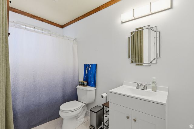 890 N YARROW CIR, Garden City, UT 84028
