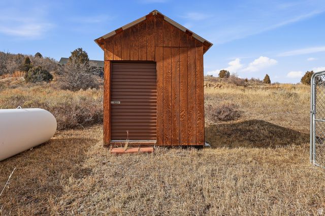 890 N YARROW CIR, Garden City, UT 84028