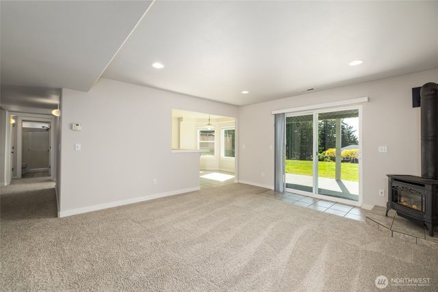 9924 Sunset Drive, La Conner, WA 98257