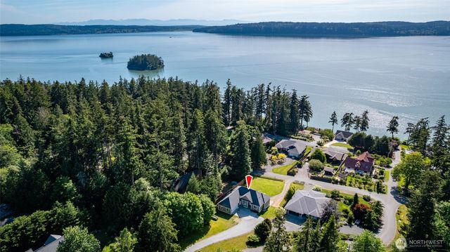 9924 Sunset Drive, La Conner, WA 98257