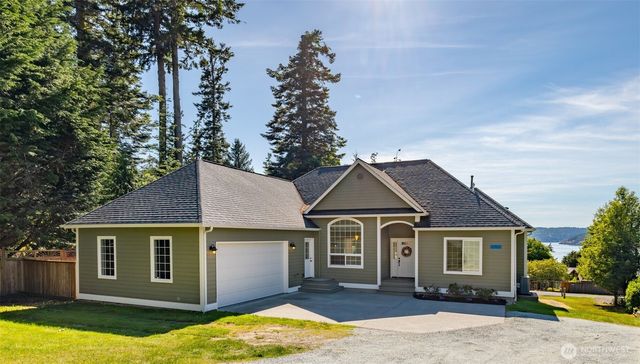 9924 Sunset Drive, La Conner, WA 98257