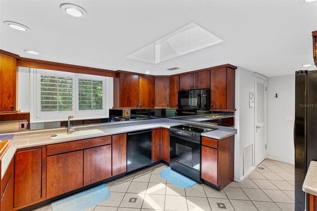 995 DYSON DRIVE, Winter Springs, FL 32708