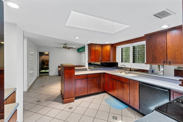 995 DYSON DRIVE, Winter Springs, FL 32708