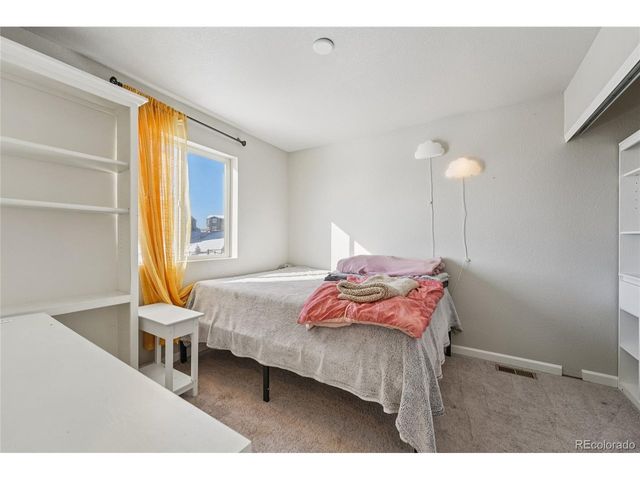 42781 Ivydel Cir, Elizabeth, CO 80107