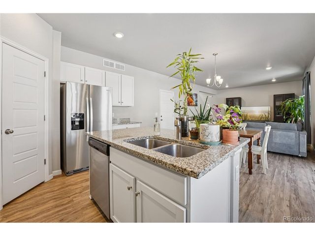 42781 Ivydel Cir, Elizabeth, CO 80107