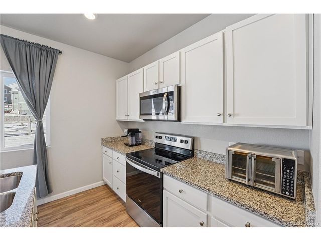 42781 Ivydel Cir, Elizabeth, CO 80107