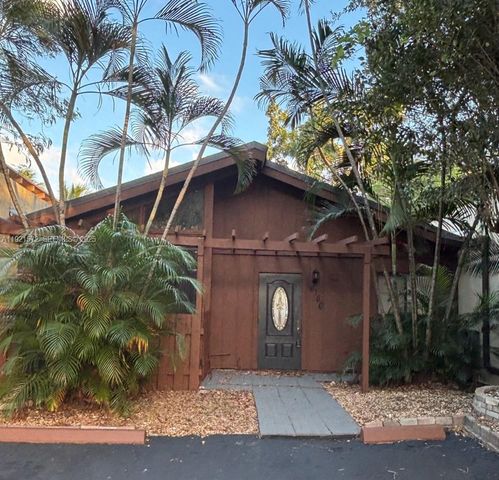 6180 NW 32nd Ter, Fort Lauderdale, FL 33309