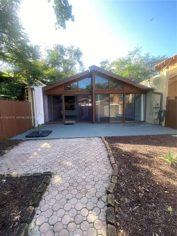 6180 NW 32nd Ter, Fort Lauderdale, FL 33309