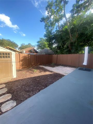 6180 NW 32nd Ter, Fort Lauderdale, FL 33309