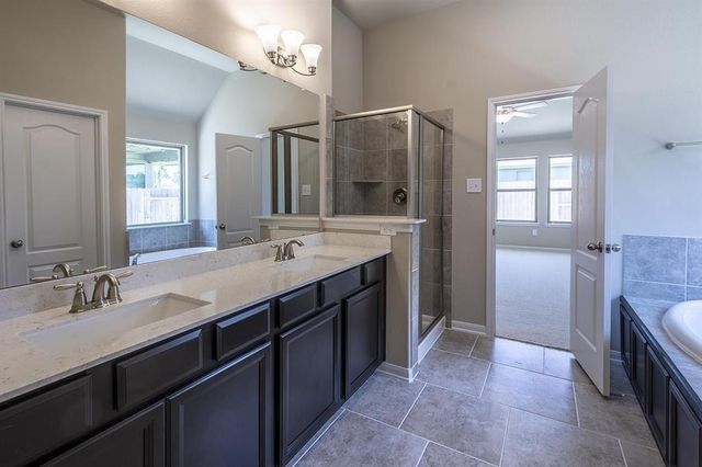 2622 Ivy Wood Lane, Conroe, TX 77385
