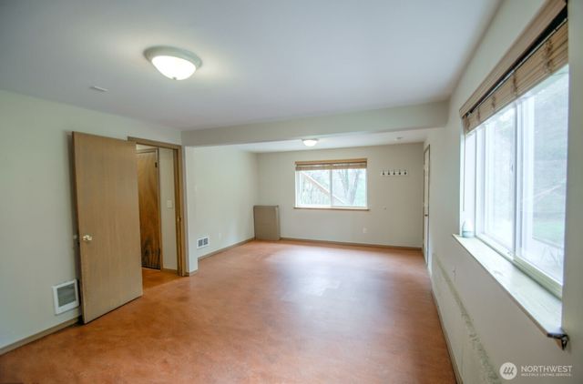 9839 Mullen Road SE, Olympia, WA 98513