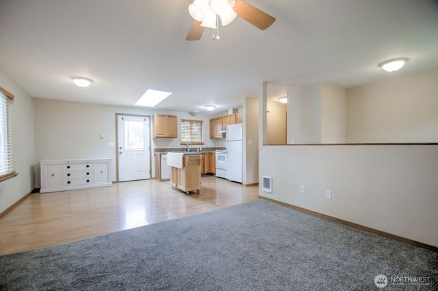 9839 Mullen Road SE, Olympia, WA 98513