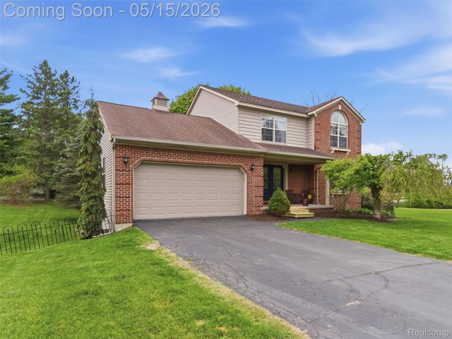 4241 Island Park Drive, Waterford Charter Township, MI 48329
