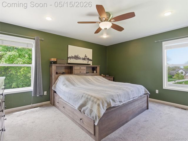 4241 Island Park Drive, Waterford Charter Township, MI 48329