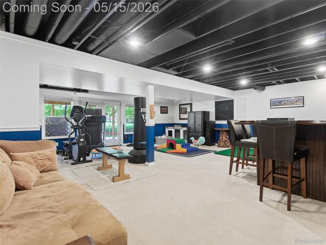 4241 Island Park Drive, Waterford Charter Township, MI 48329