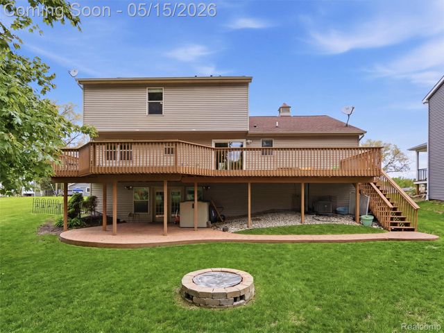 4241 Island Park Drive, Waterford Charter Township, MI 48329