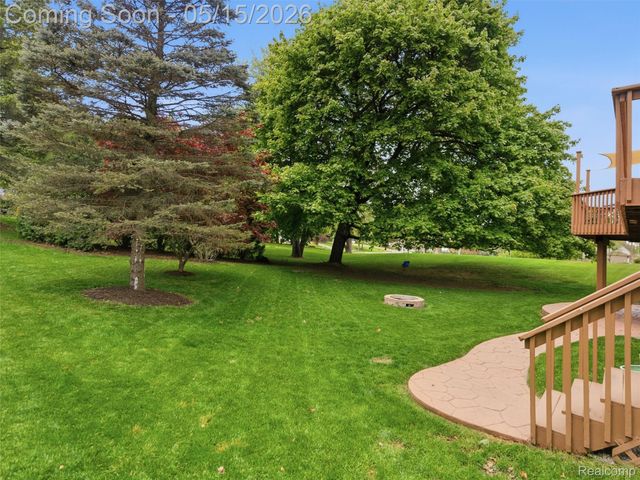 4241 Island Park Drive, Waterford Charter Township, MI 48329