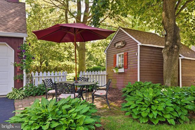 3 LOOKOUT LN, Washington Crossing, PA 18977