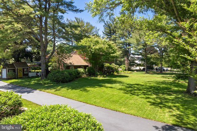 3 LOOKOUT LN, Washington Crossing, PA 18977