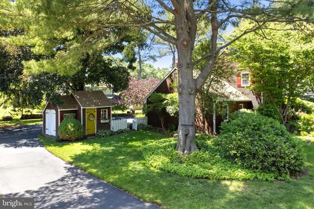 3 LOOKOUT LN, Washington Crossing, PA 18977