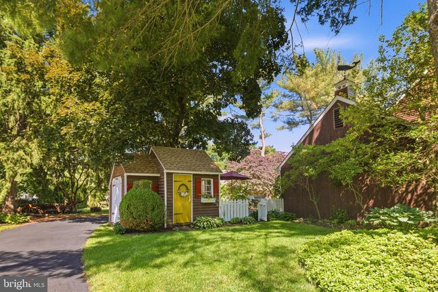 3 LOOKOUT LN, Washington Crossing, PA 18977