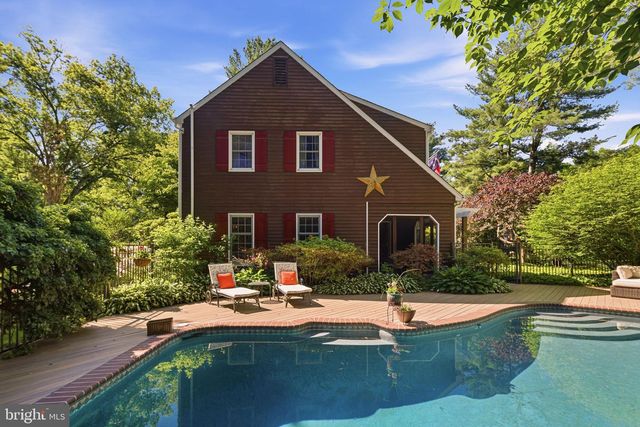 3 LOOKOUT LN, Washington Crossing, PA 18977