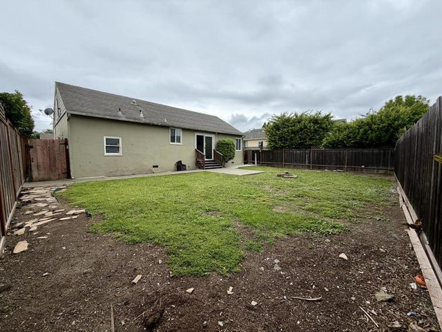 1081 Hiller Street, Belmont, CA 94002