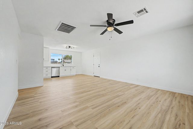 3123 W WINDROSE Drive, Phoenix, AZ 85029