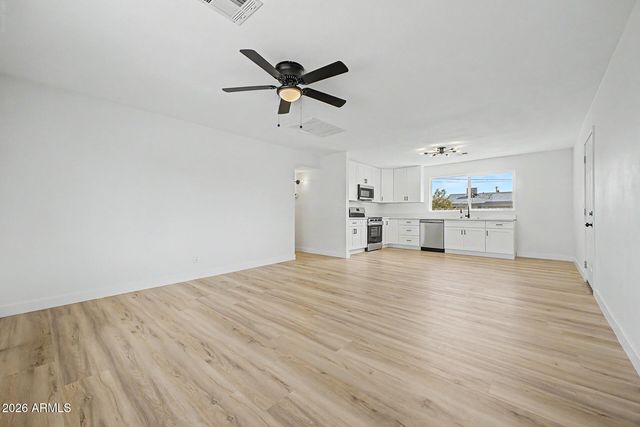 3123 W WINDROSE Drive, Phoenix, AZ 85029